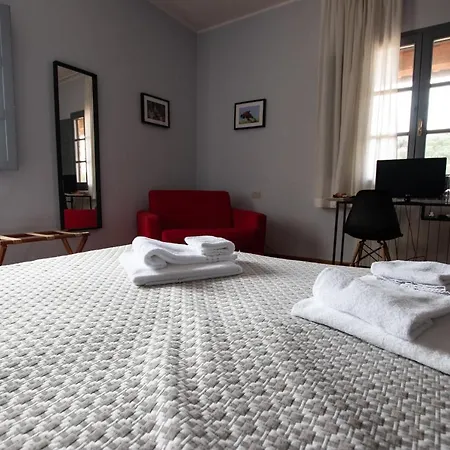 Hotel Casale La Sterpaia 3*