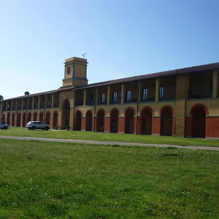 Hotel Casale La Sterpaia 3*